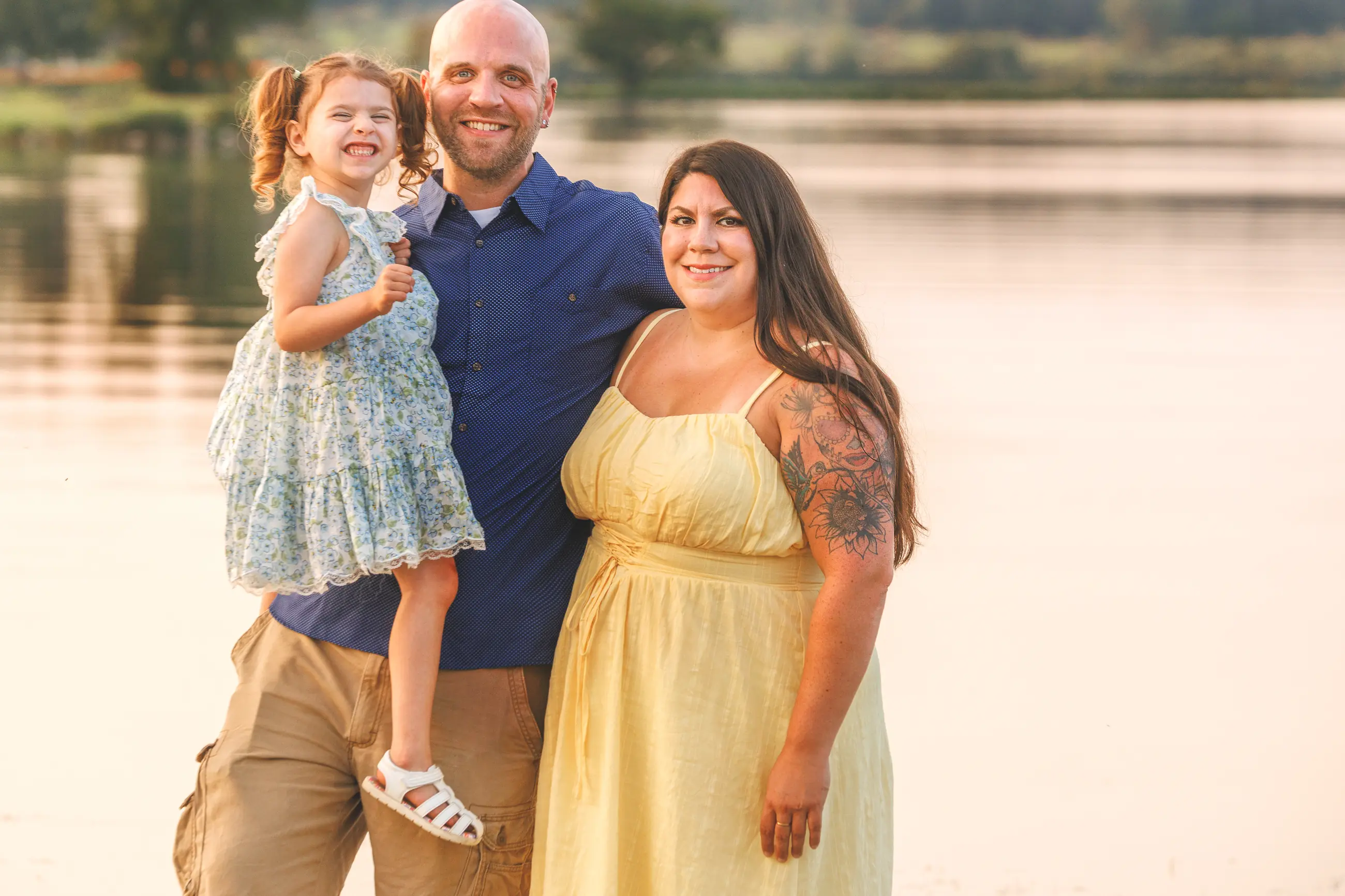 Relaxed family portrait by Shift One Portraits